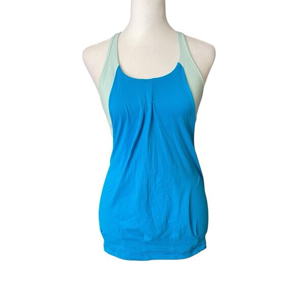 Lululemon Size 4 Racerback 2in1 Tank Top Striped Light Blue Workout Shelf - Picture 1 of 10